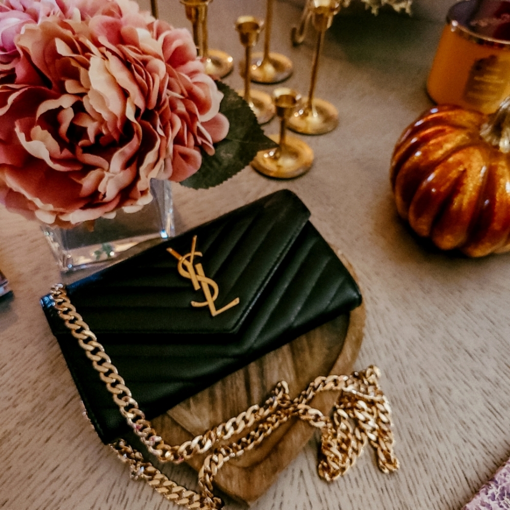 🔥🔥 Authentic Yves Saint Laurent Grain De Poudre Wallet Crossbody 🎉🎁👛